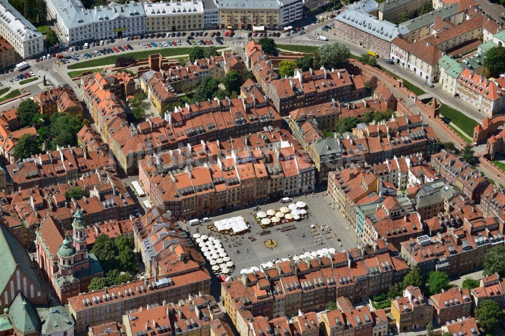 Luftaufnahme Warschau - Kern- Zentrum der historischen Warschauer Altstadt der Hauptstadt Warschau in Polen