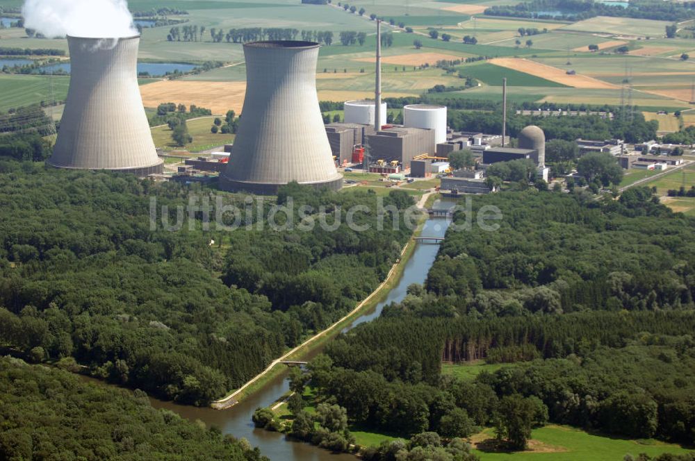 Gundremmingen aus der Vogelperspektive: Kernkraftwerk Gundremmingen in Bayern