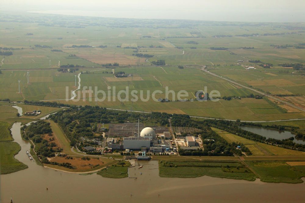 Stadland aus der Vogelperspektive: Kernkraftwerk Unterweser / Niedersachsen