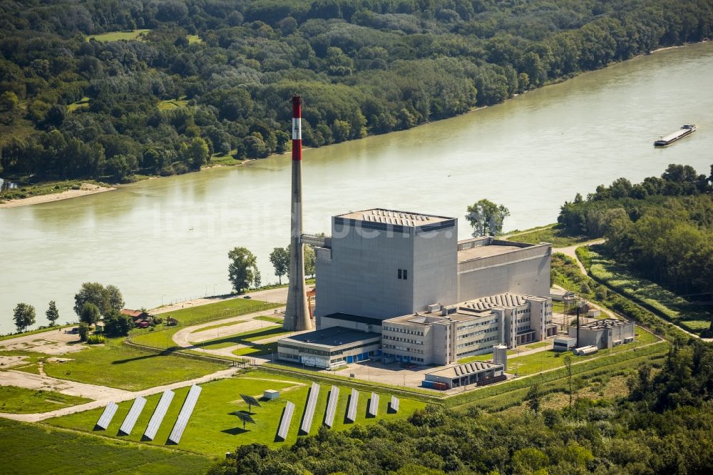 Luftaufnahme Zwentendorf - Kernkraftwerk Zwentendorf (auch Kernkraftwerk Tullnerfeld) an der Donau bei Zwentendorf in Niederösterreich in Österreich