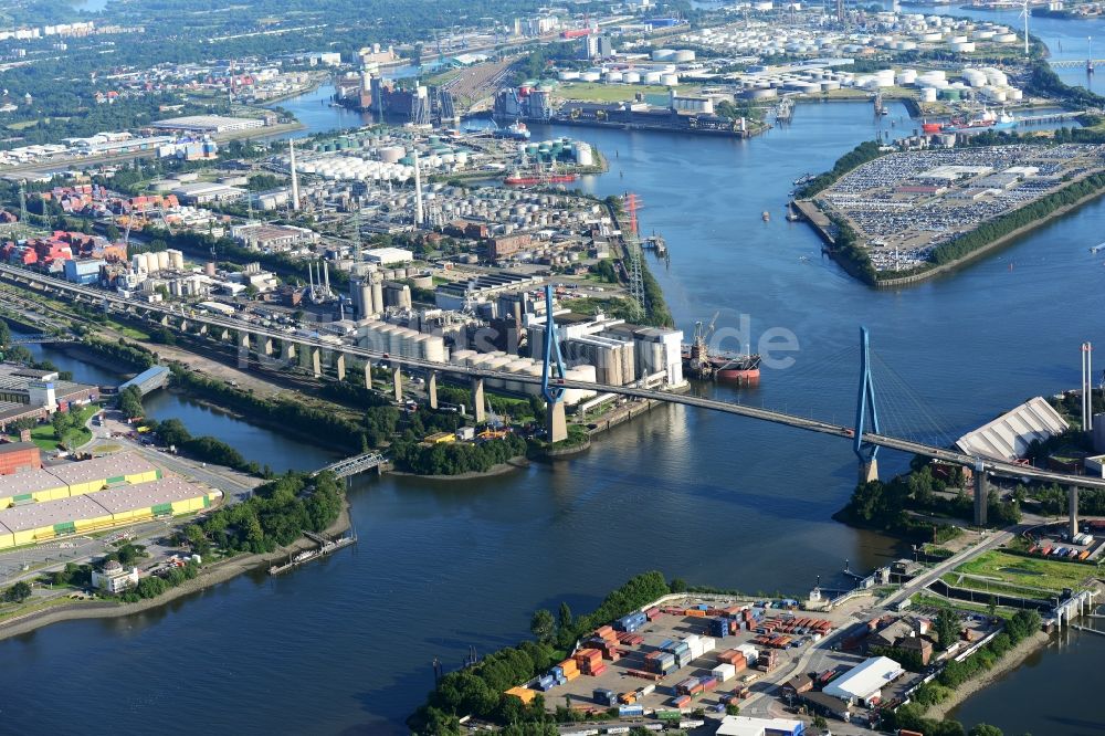 Luftbild Hamburg - Köhlbrandbrücke über dem Rugenberger Hafen in Hamburg-Mitte / Waltershof