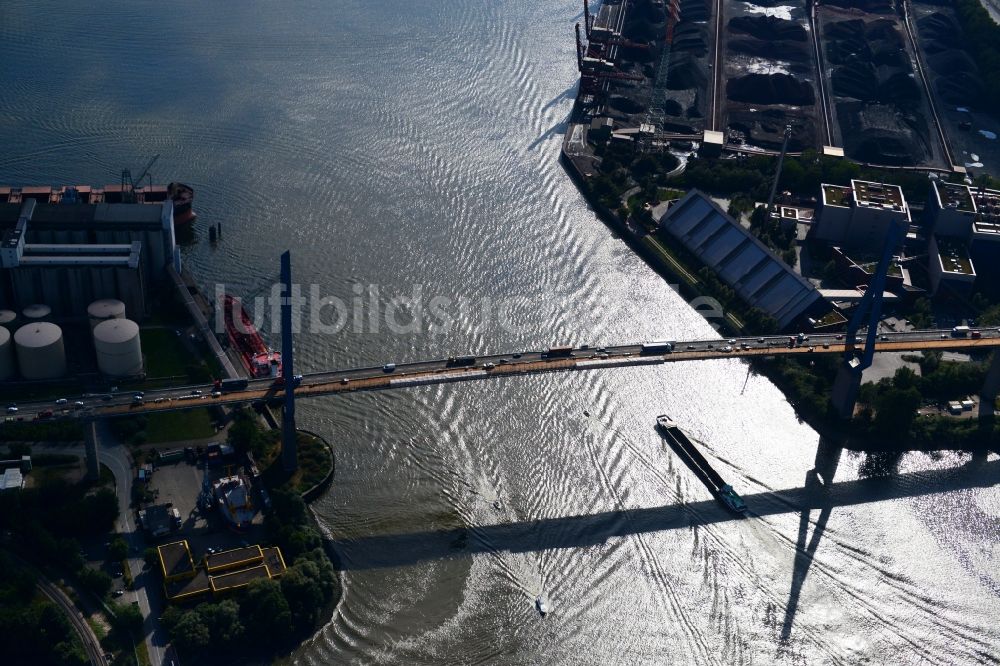 Hamburg von oben - Köhlbrandbrücke in Hamburg-Mitte / Waltershof