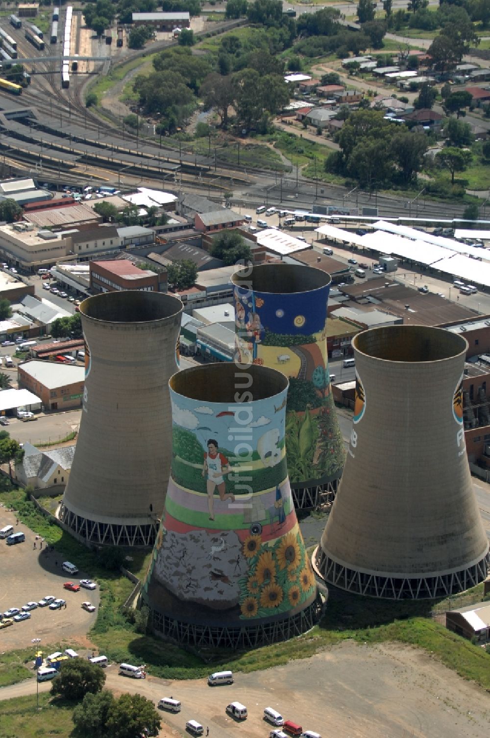 Bloemfontein aus der Vogelperspektive: Kühltürme des Kraftwerkes in Bloemfontein in Free State, Südafrika