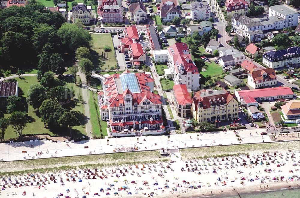 Kühlungsborn / Mecklenburg Vorpommern von oben - Kühlungsborn in Mecklenburg Vorpommern Hotelneubaukomplex Appartemnethaus Meeresblick Ostseeallee 45 18225 Ostseebad Kühlingsborn KONTAKT: Karin & Peter Kreye Kirchhofstr