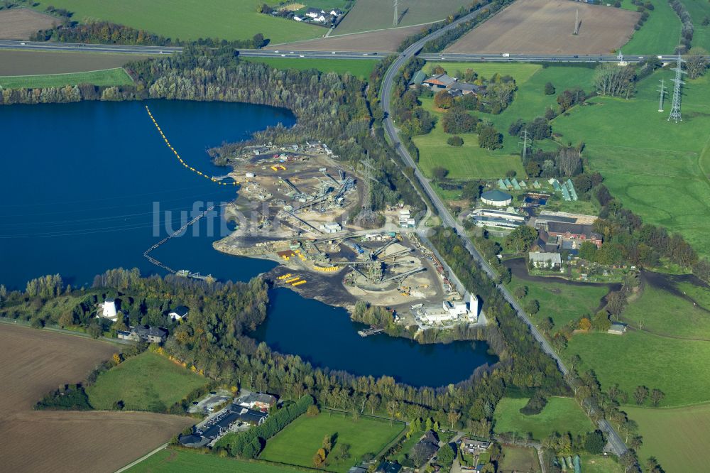 Luftaufnahme Neukirchen-Vluyn - Kies-Sand Tagebau in Neukirchen-Vluyn im Bundesland Nordrhein-Westfalen, Deutschland