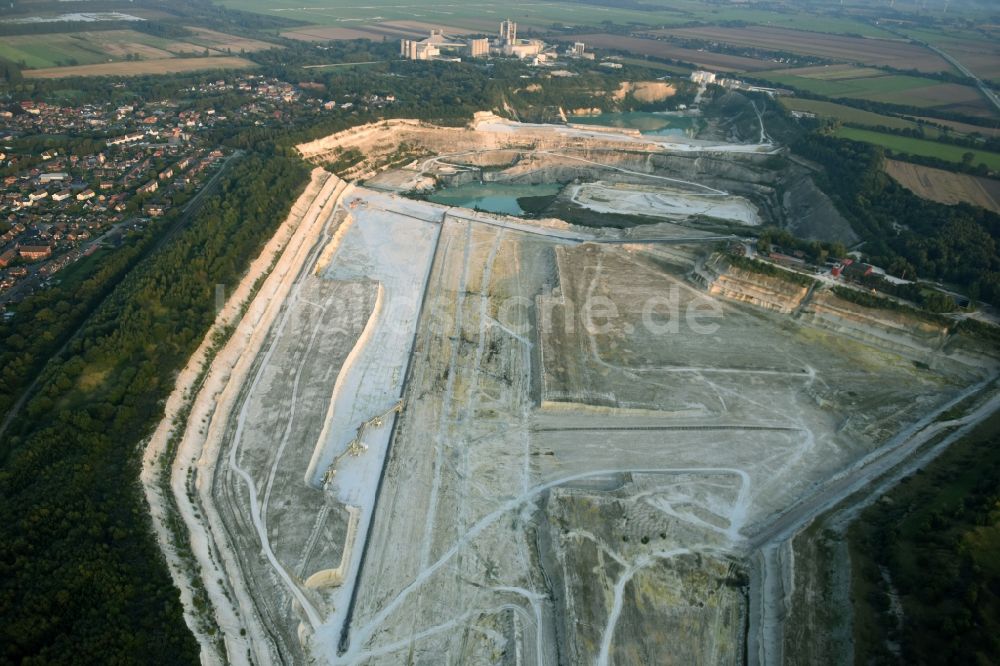 Luftbild Lägerdorf - Kies- Tagebau in Lägerdorf im Bundesland Schleswig-Holstein