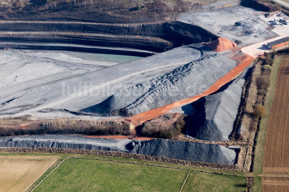 Luftaufnahme Lixhausen - Kies- Tagebau in Lixhausen in Grand Est, Frankreich