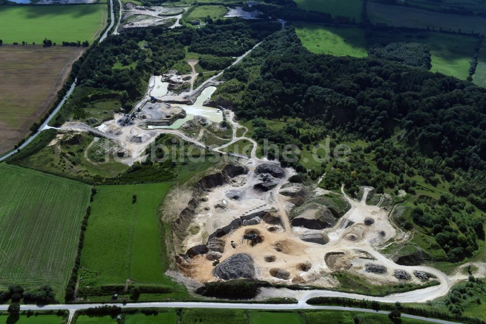 Oeversee von oben - Kies- Tagebau in Oeversee im Bundesland Schleswig-Holstein