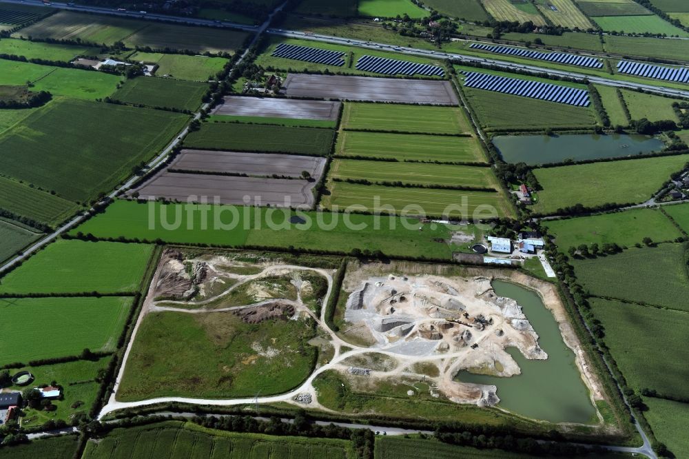 Luftbild Oeversee - Kies- Tagebau am Sankelmarker See in Oeversee im Bundesland Schleswig-Holstein