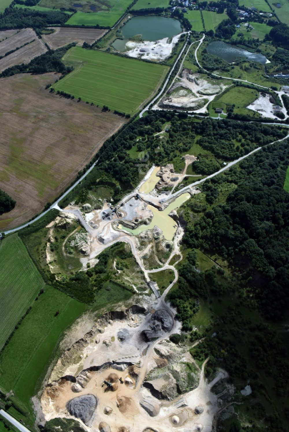 Luftaufnahme Oeversee - Kies- Tagebaue in Oeversee im Bundesland Schleswig-Holstein