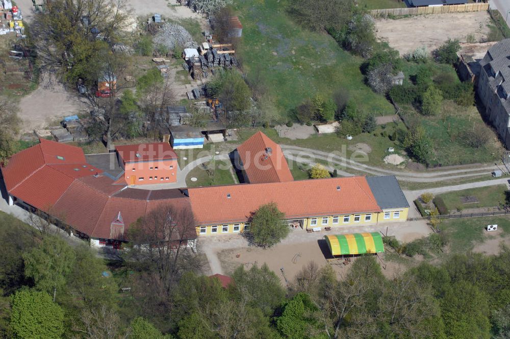 WERNEUCHEN von oben - Kindergarten Sonnenschein in Werneuchen