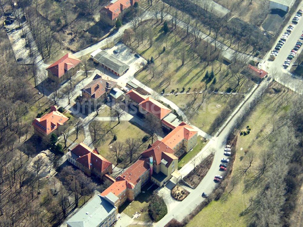 Luftaufnahme Berlin - LICHTENBERG - Kinderklinik Lindenhof in Berlin-Lichtenberg. 16.03.03