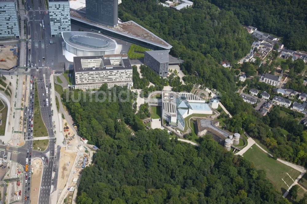 Luftbild Luxembourg Luxemburg - Kirchberg-Plateau mit Robert Schumann-Gebäude, Philharmonie und Fort Thüngen