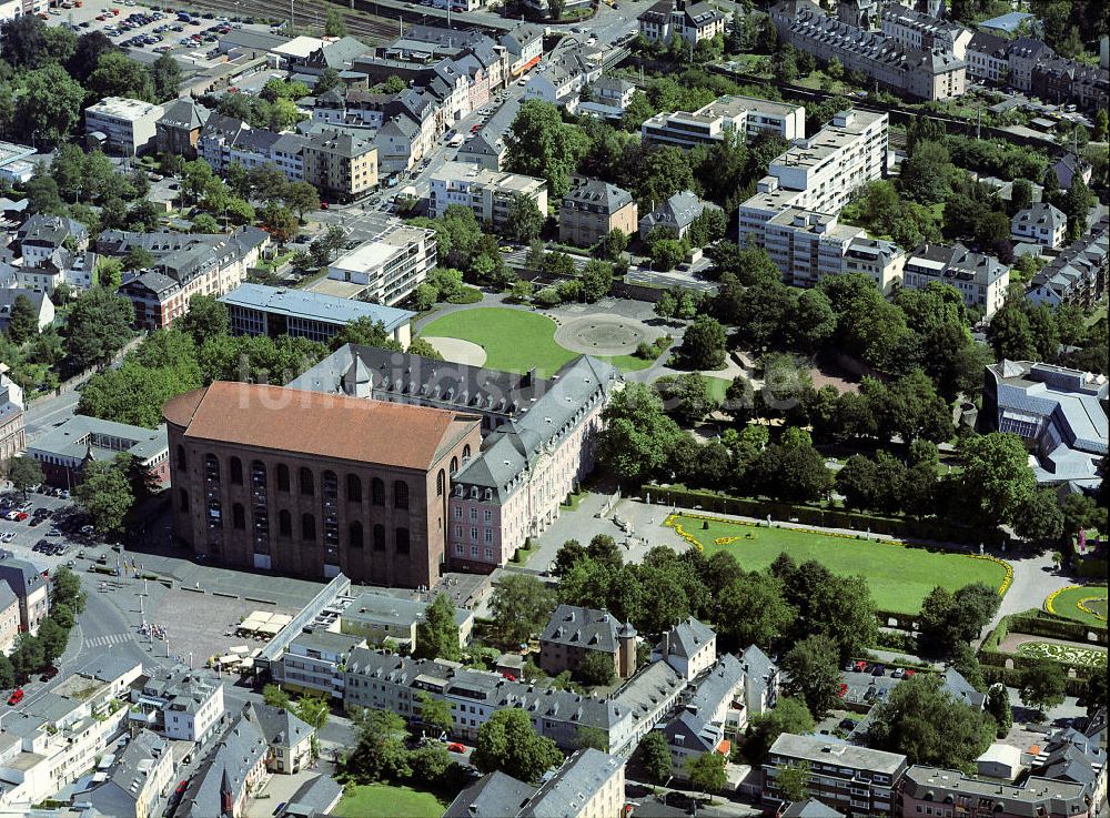 Luftbild Trier - Kirche Aula Palatina in Trier