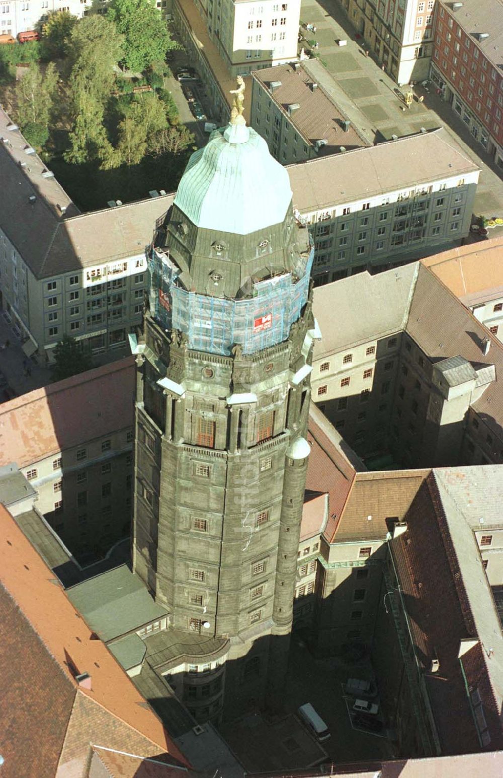 Luftaufnahme Dresden - Kirche in der Dresdner Altstadt