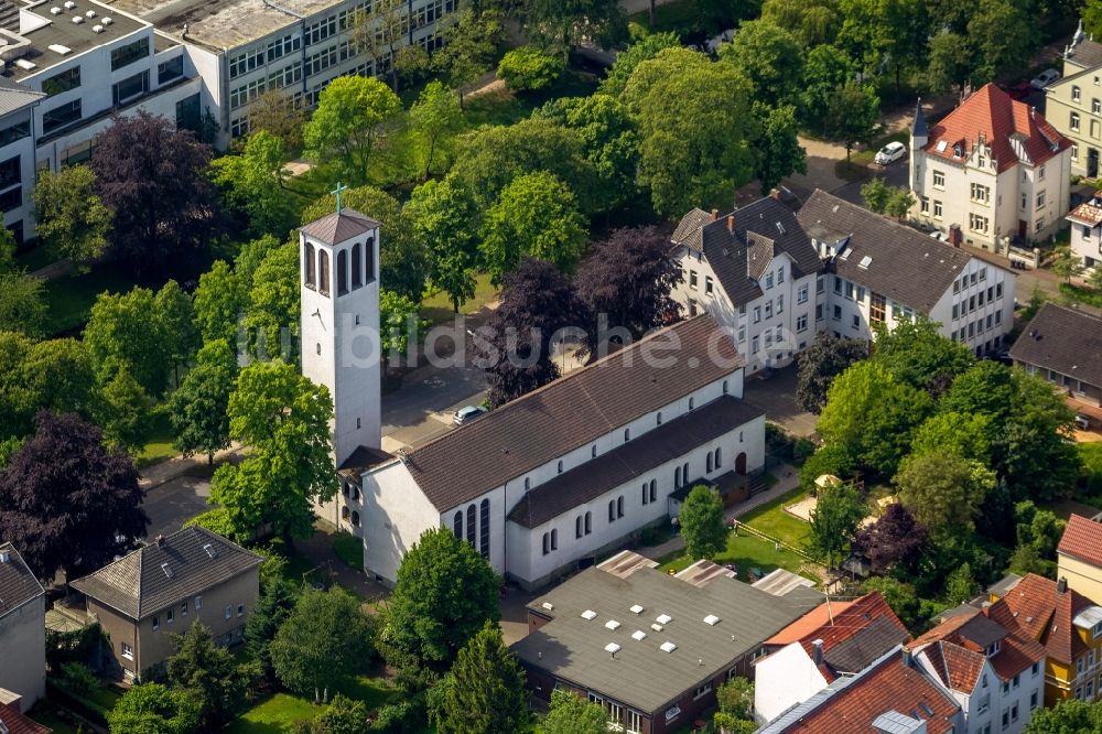 Luftaufnahme Lippstadt - Kirche St. Elisabeth in Lippstadt im Bundesland Nordrhein-Westfalen