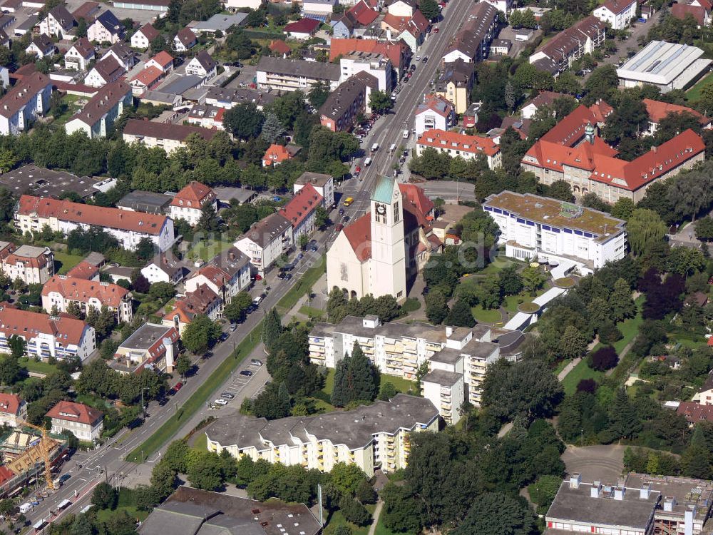 Freiburg von oben - Kirche Freiburg