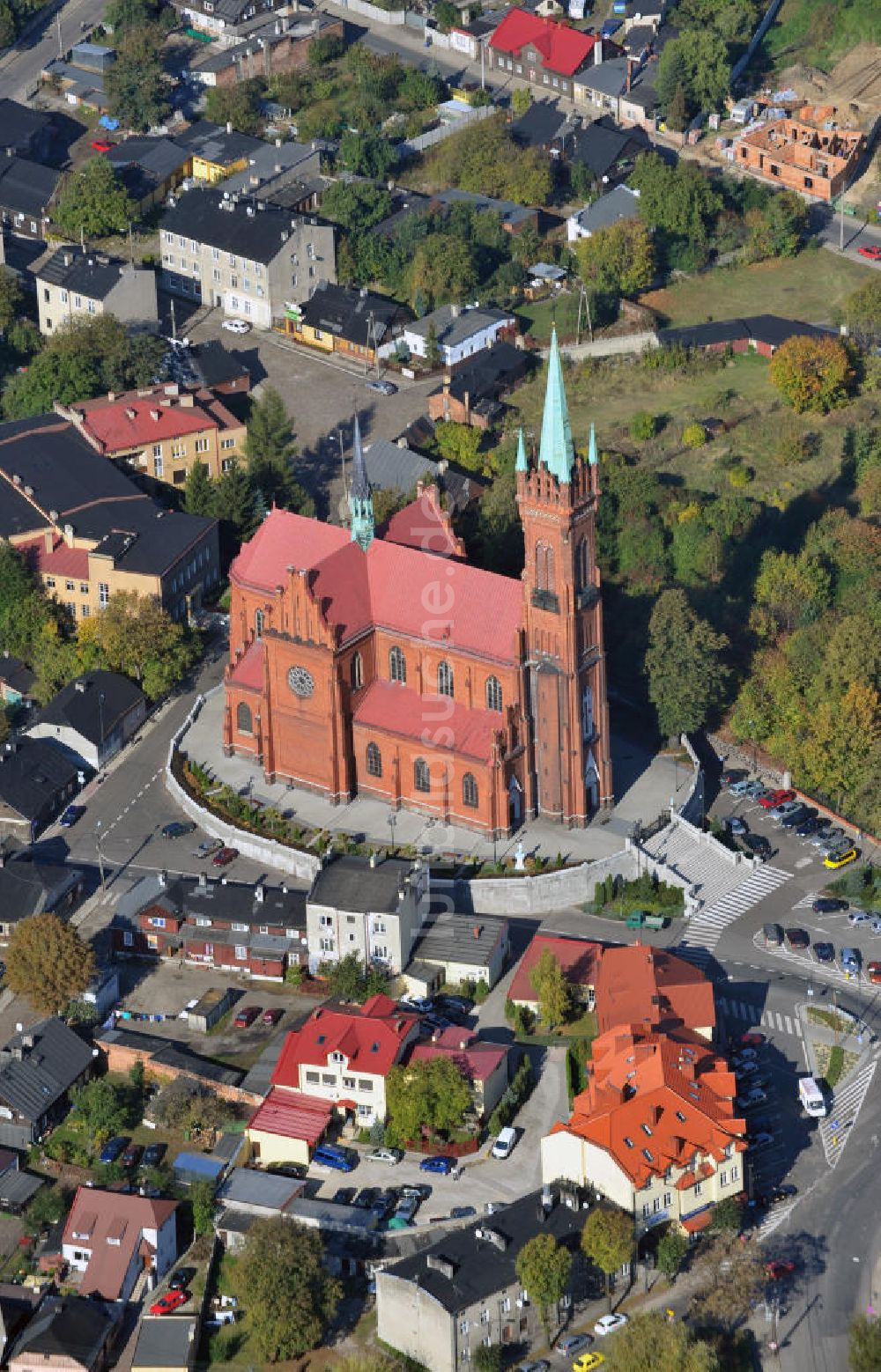 Zgierz ( Görnau ) aus der Vogelperspektive: Kirche der Heiligen Katharina von Alexandrien in Zgierz ( Görnau ) in Polen