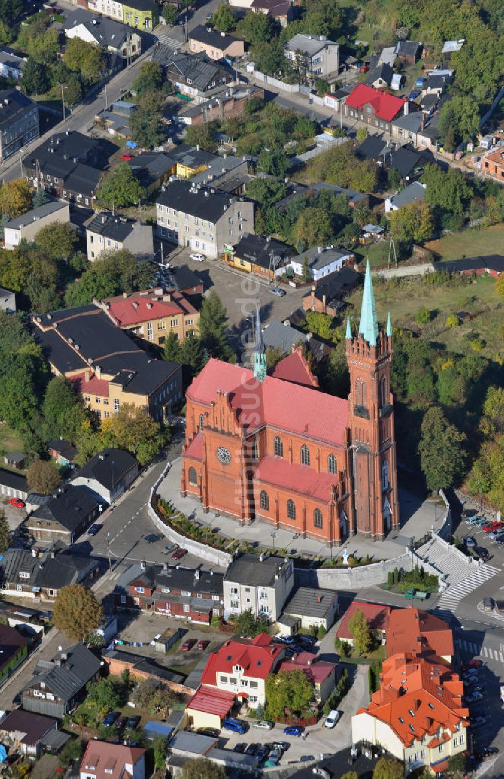 Luftbild Zgierz ( Görnau ) - Kirche der Heiligen Katharina von Alexandrien in Zgierz ( Görnau ) in Polen