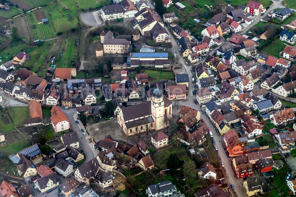 Luftbild Ehrenkirchen - Kirche im Ortsteil Kirchhofen in Ehrenkirchen im Bundesland Baden-Württemberg