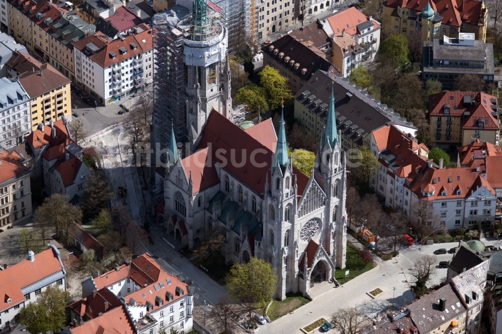 München aus der Vogelperspektive: Kirche St. Paul am St.-Pauls-Platz in München im Bundesland Bayern, Deutschland