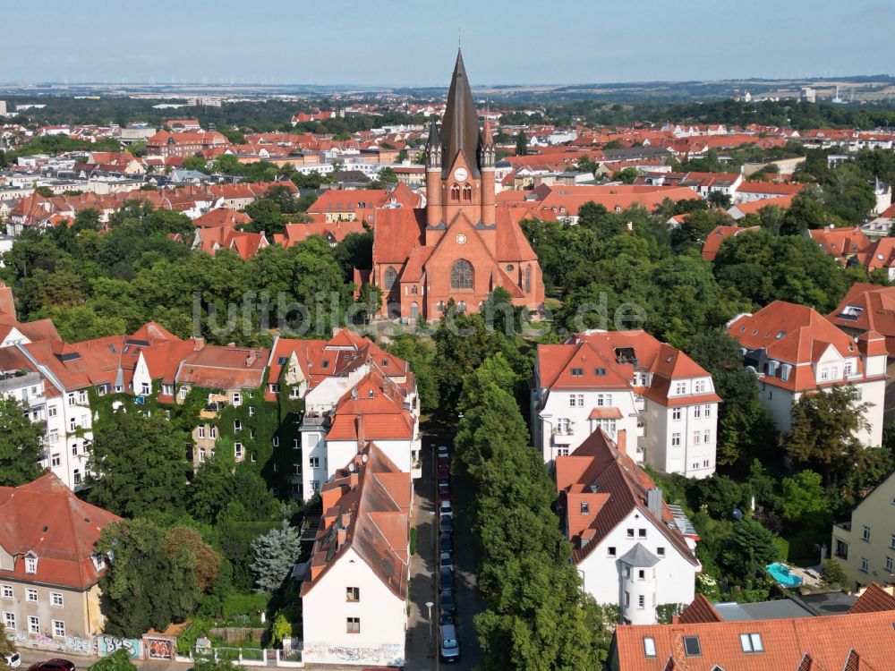 Halle (Saale) aus der Vogelperspektive: Kirche Pauluskirche im Paulusviertel von Halle Saale in Sachsen-Anhalt