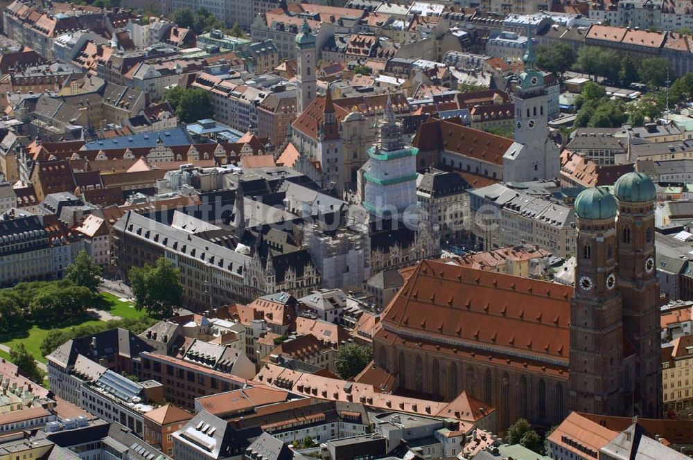 München aus der Vogelperspektive: Kirchen der Altstadt München