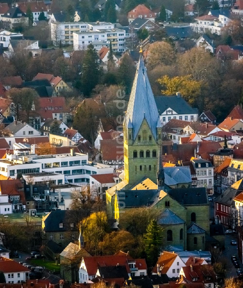 Luftbild Soest - Kirchen und Dom in der Innenstadt in Soest im Bundesland Nordrhein-Westfalen, Deutschland