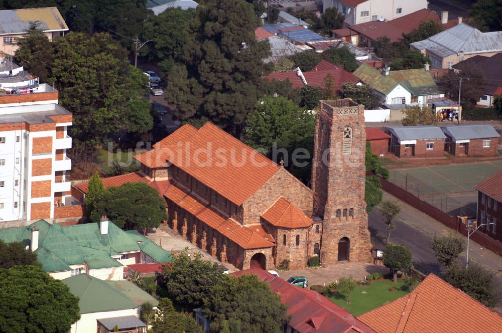 Johannesburg von oben - Kirchenbau an der Louis Botha Avenue in Johannesburg