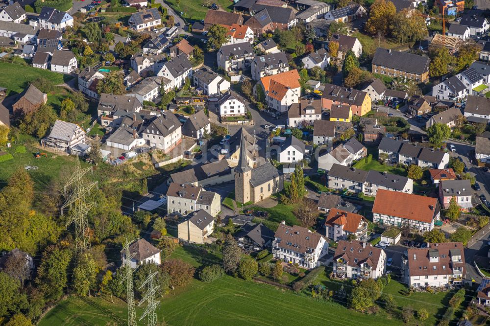 Hagen von oben - Kirchengebäude in Berchum im Bundesland Nordrhein-Westfalen, Deutschland