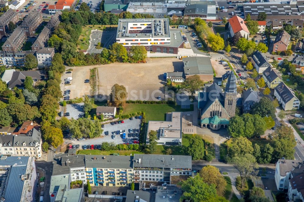 Luftaufnahme Velbert - Kirchengebäude der Christuskirche an der Grünstraße in Velbert im Bundesland Nordrhein-Westfalen