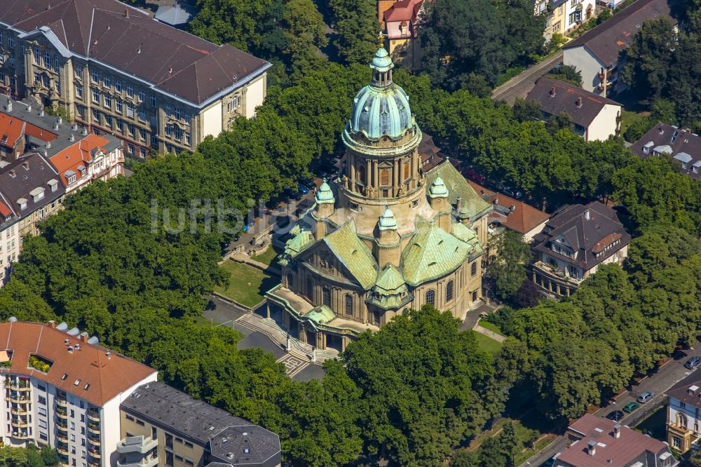 Luftbild Mannheim - Kirchengebäude der Christuskirche in Mannheim im Bundesland Baden-Württemberg