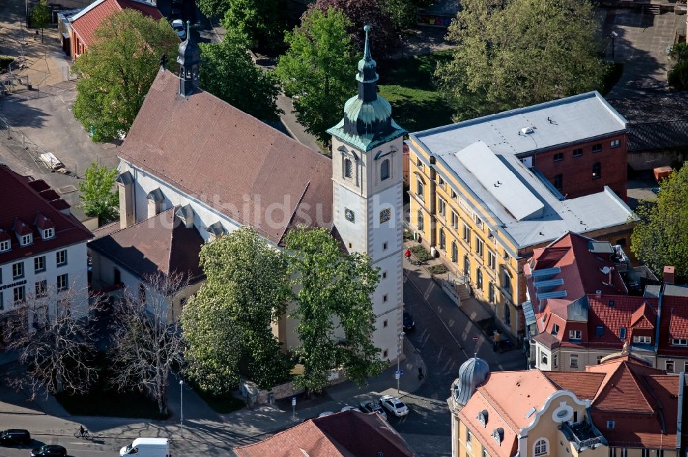 Luftaufnahme Erfurt - Kirchengebäude St. Crucis (Neuwerkkirche) im Ortsteil Altstadt in Erfurt im Bundesland Thüringen, Deutschland