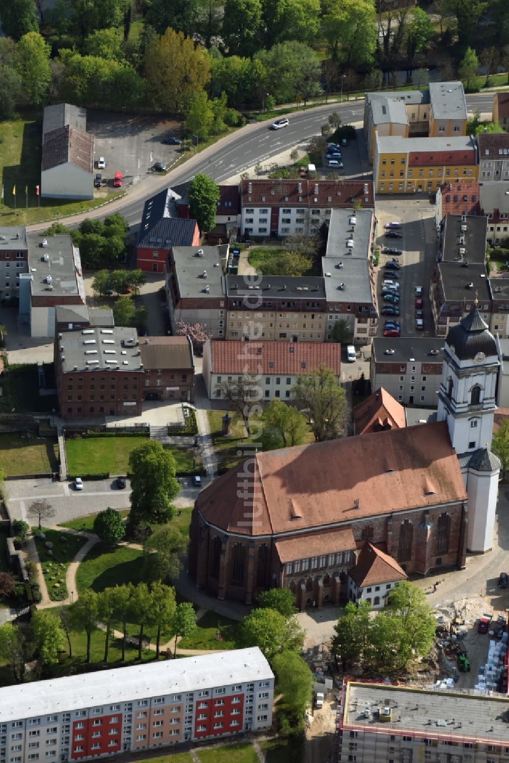 Luftaufnahme Fürstenwalde/Spree - Kirchengebäude Dom St. Marien in Fürstenwalde/Spree im Bundesland Brandenburg