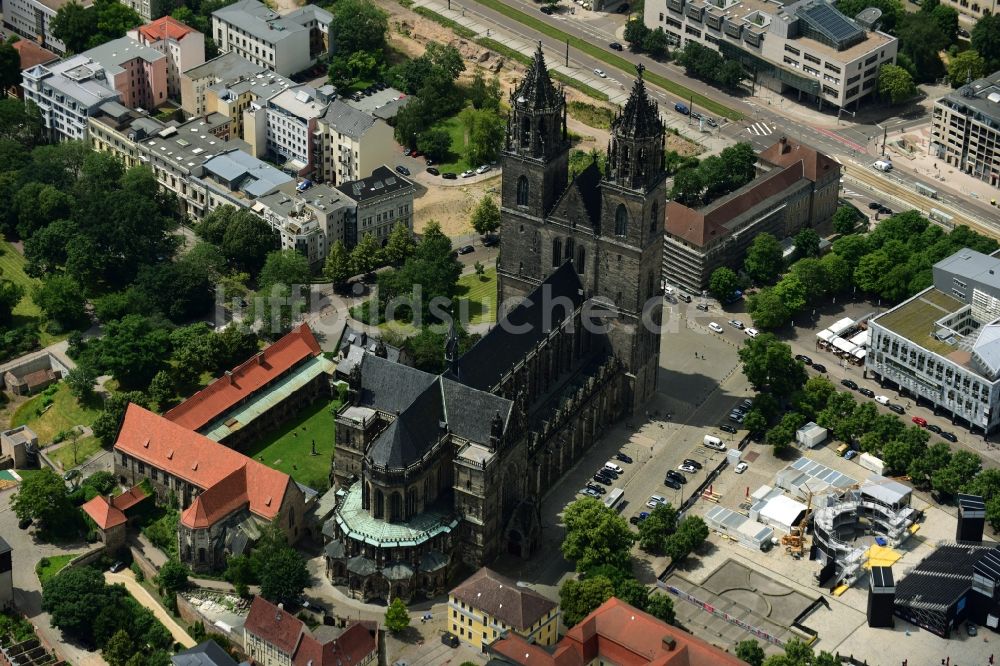 Luftaufnahme Magdeburg - Kirchengebäude des Domes in Magdeburg im Bundesland Sachsen-Anhalt