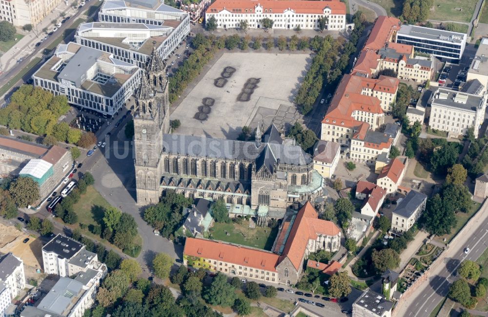 Luftaufnahme Magdeburg - Kirchengebäude des Domes in Magdeburg im Bundesland Sachsen-Anhalt