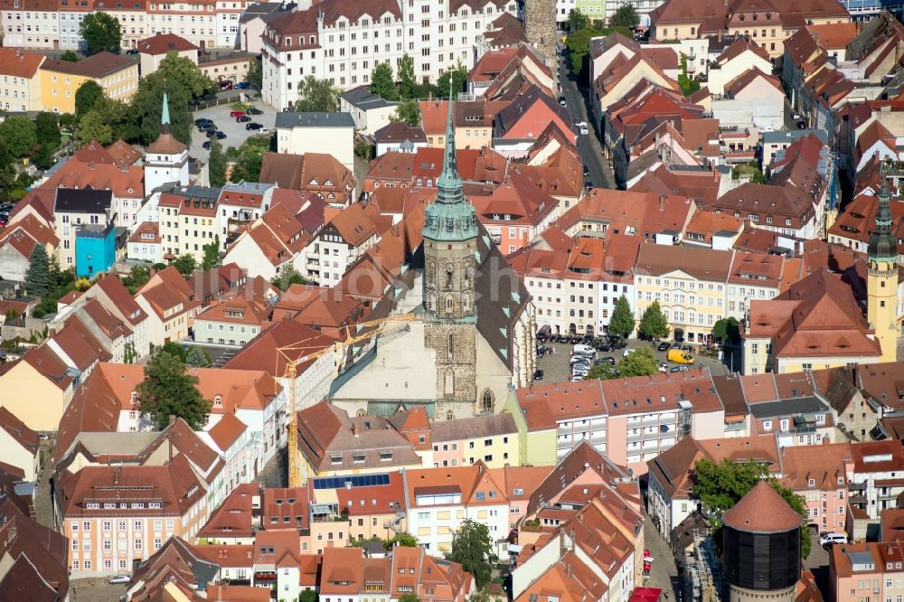 Bautzen aus der Vogelperspektive: Kirchengebäude des Domes St. Petri in der Altstadt in Bautzen im Bundesland Sachsen, Deutschland