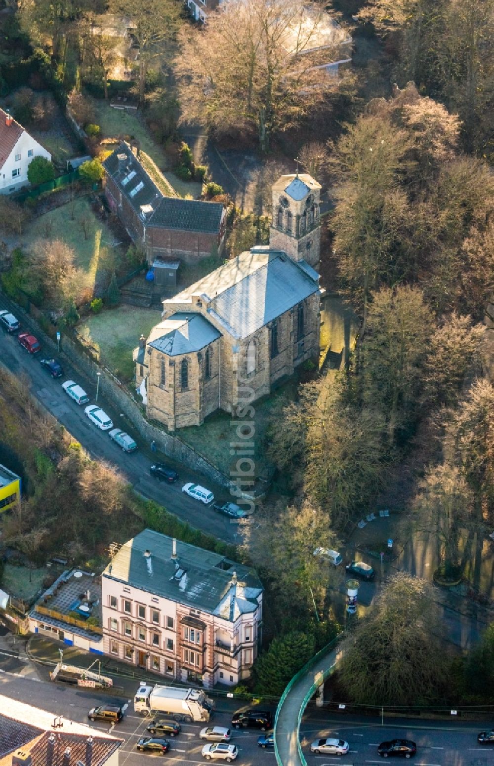 Hagen von oben - Kirchengebäude St. Eirini Chrisovalantou griechische Orthodoxe Kirche in Hagen im Bundesland Nordrhein-Westfalen, Deutschland