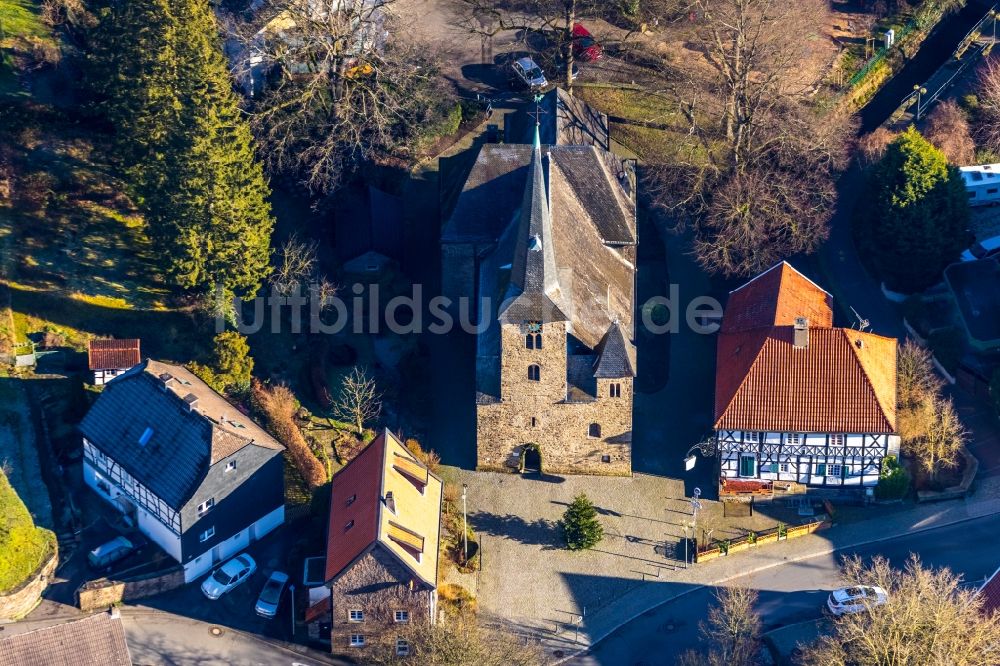 Luftbild Wetter (Ruhr) - Kirchengebäude der Evangelische Kirchengemeinde Wengern an der Kirchstraße im Ortsteil Wengern in Wetter (Ruhr) im Bundesland Nordrhein-Westfalen, Deutschland