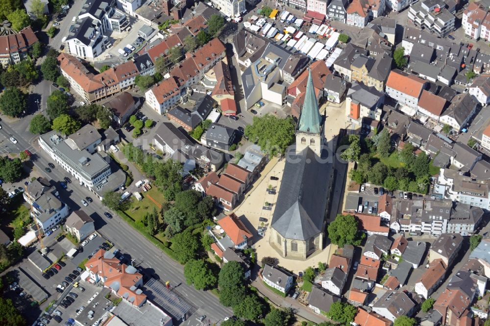 Luftaufnahme Unna - Kirchengebäude Evangelische Stadtkirche im Altstadt- Zentrum in Unna im Bundesland Nordrhein-Westfalen