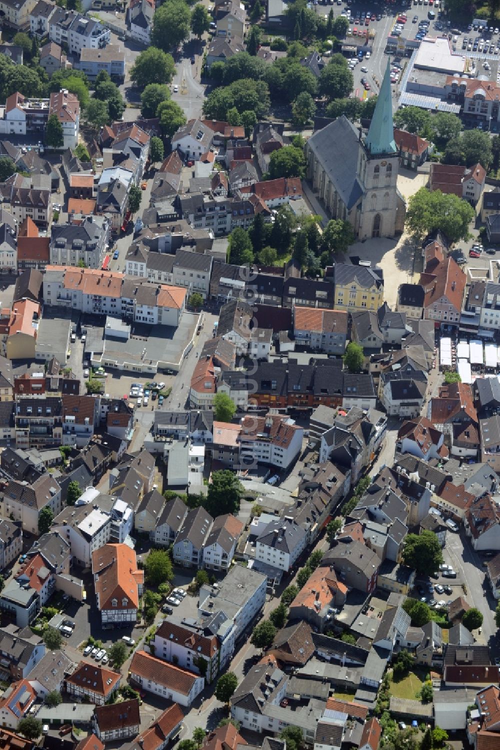 Luftbild Unna - Kirchengebäude Evangelische Stadtkirche im Altstadt- Zentrum in Unna im Bundesland Nordrhein-Westfalen