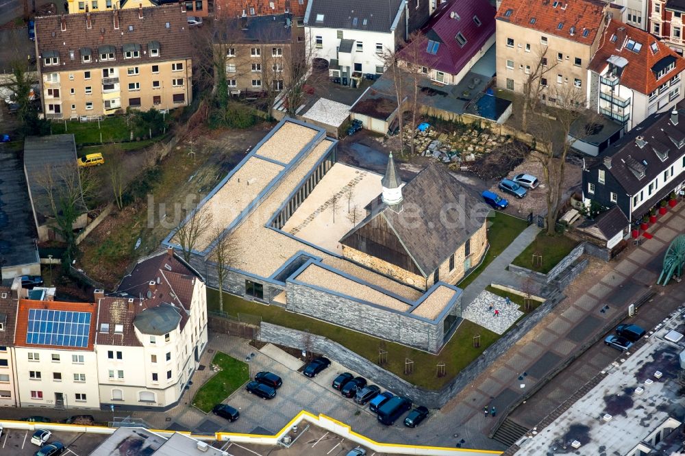 Luftbild Bochum - Kirchengebäude des Evangelischen Gemeindezentrums Alte Kirche in Bochum im Bundesland Nordrhein-Westfalen