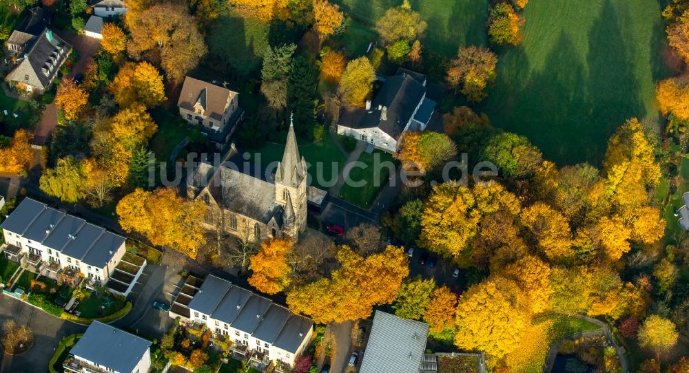 Luftaufnahme Witten - Kirchengebäude der Evangelischen Kirche Bommern in Witten im Bundesland Nordrhein-Westfalen