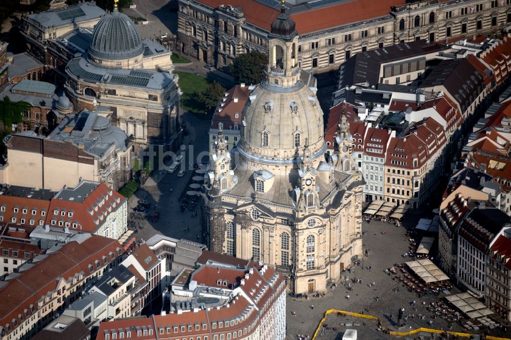 Luftbild Dresden - Kirchengebäude Frauenkirche in Dresden im Bundesland Sachsen, Deutschland