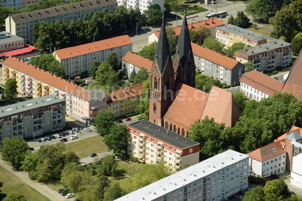 Frankfurt (Oder) von oben - Kirchengebäude der Friedenskirche in Frankfurt (Oder) im Bundesland Brandenburg