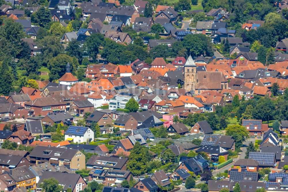 Luftbild Schermbeck - Kirchengebäude Georgskirche in Schermbeck im Bundesland Nordrhein-Westfalen, Deutschland