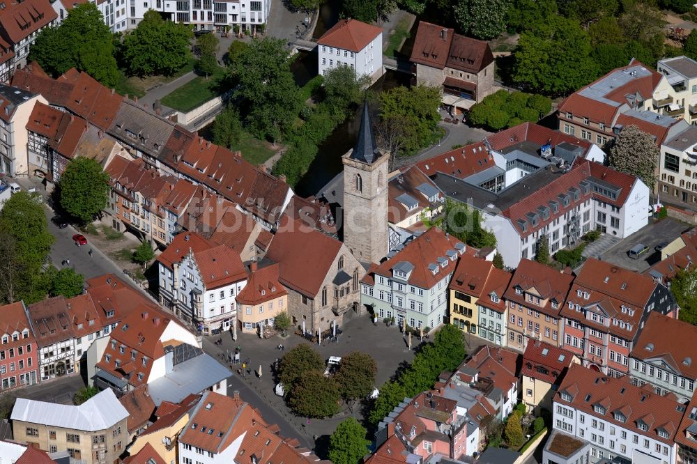 Luftbild Erfurt - Kirchengebäude Ägidienkirche am Wenigemarkt in Erfurt im Bundesland Thüringen, Deutschland