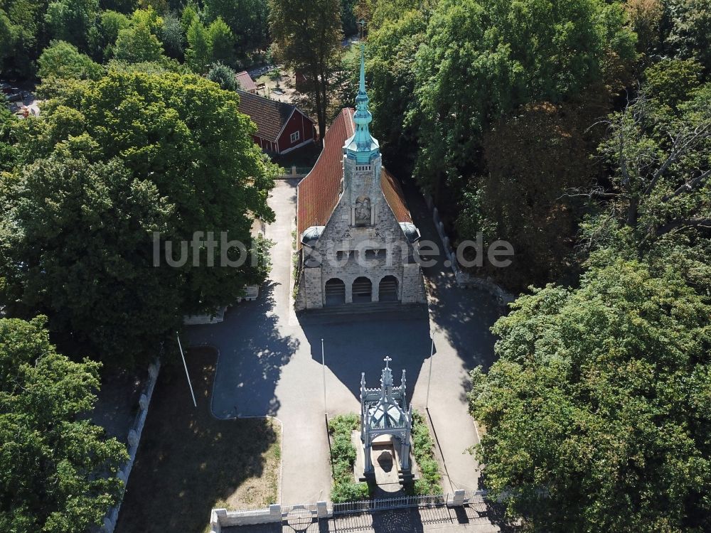 Lützen aus der Vogelperspektive: Kirchengebäude der Gustav-Adolf-Gedenkstätte an der Gustav-Adolf-Straße in Lützen im Bundesland Sachsen-Anhalt, Deutschland