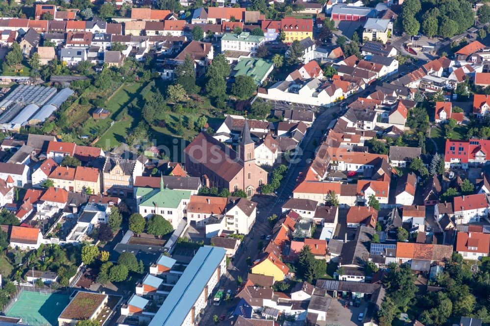 Wiesental aus der Vogelperspektive: Kirchengebäude der St. Jodokus Kirche in Wiesental im Bundesland Baden-Württemberg, Deutschland