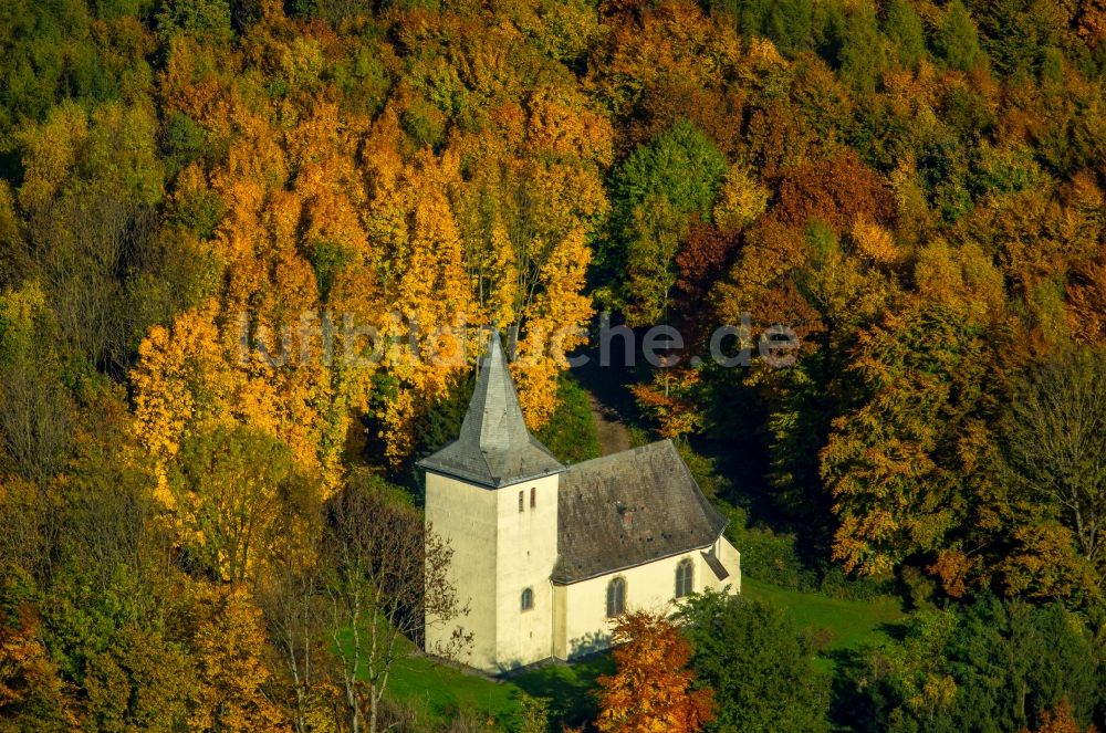 Luftbild Arnsberg - Kirchengebäude der Kapelle in Arnsberg im Bundesland Nordrhein-Westfalen